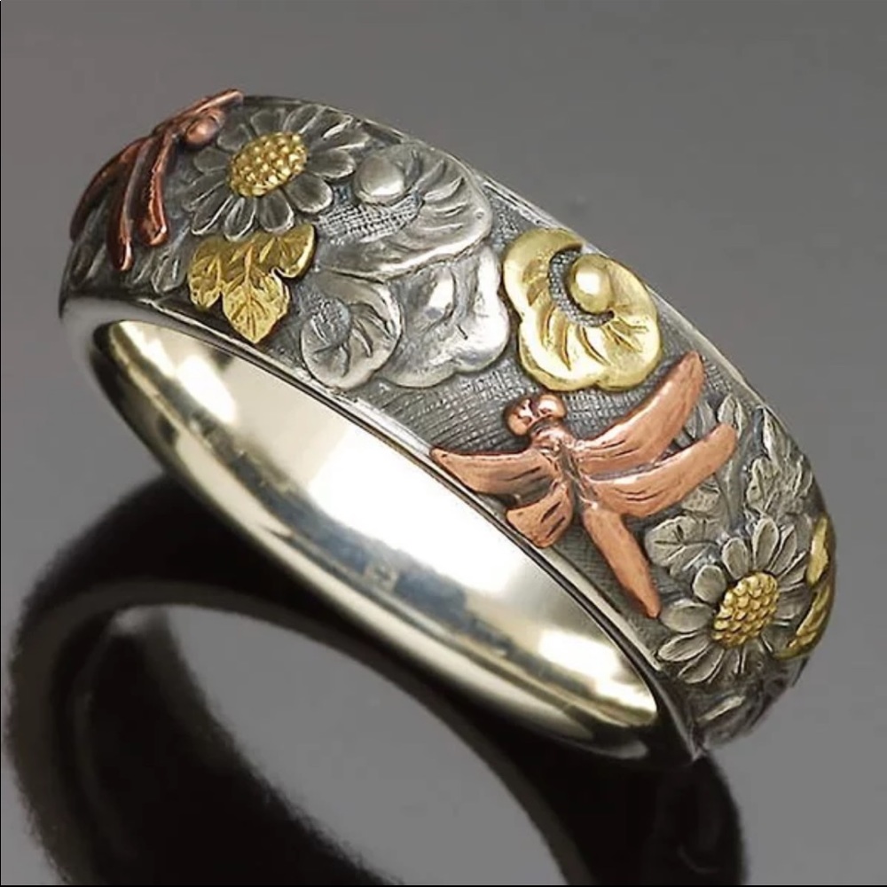 New Women’s 925 Silver Carving Design Dainty Ring